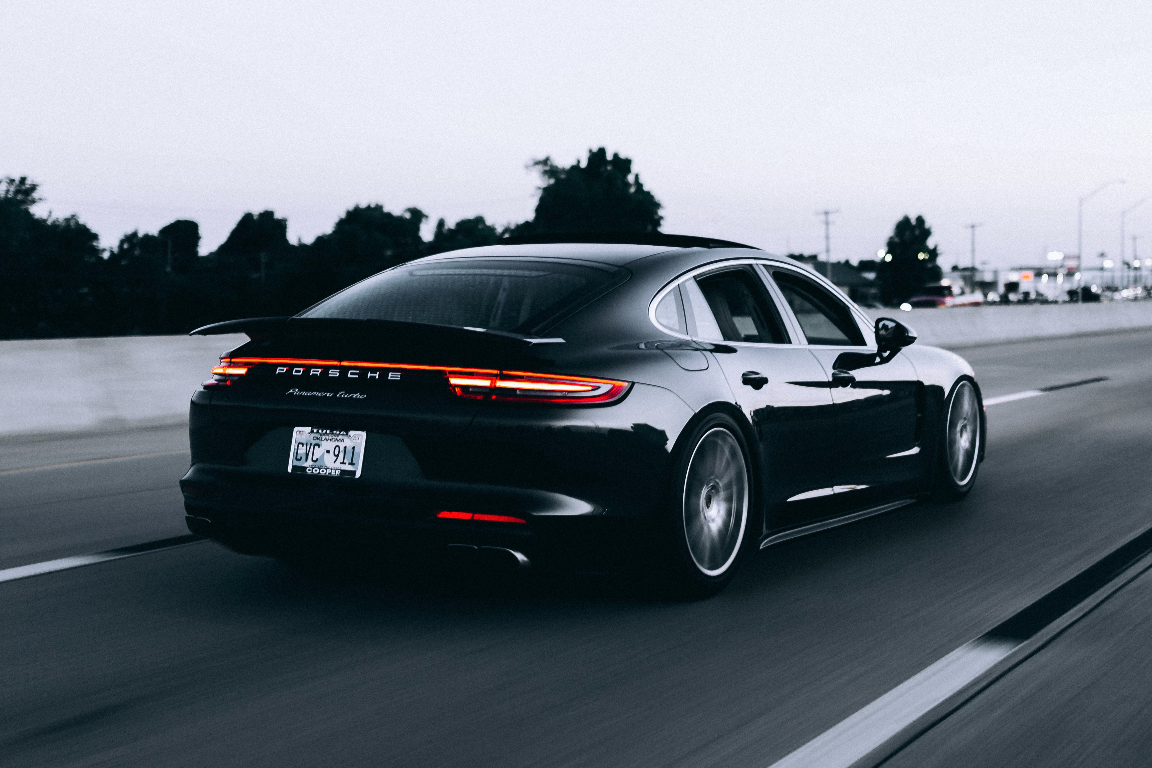 Automobile
