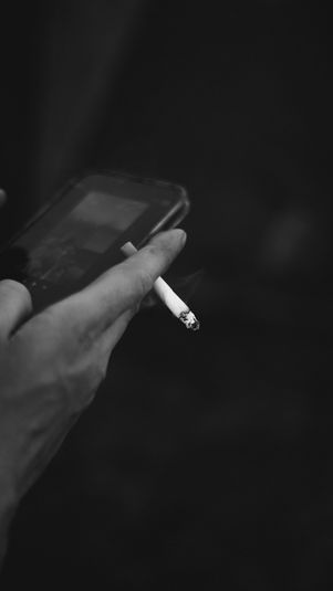 Applications pour smartphone et sevrage tabagique : une revue systématique sur leur efficacité