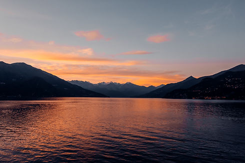 Scenic Lake Como chauffeur travel across Europe with premium Mercedes-Benz transfers by MYEUTAXI