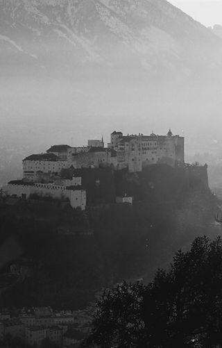 Private Intercity Transfer from Interlaken to Salzburg | myeutaxi.com