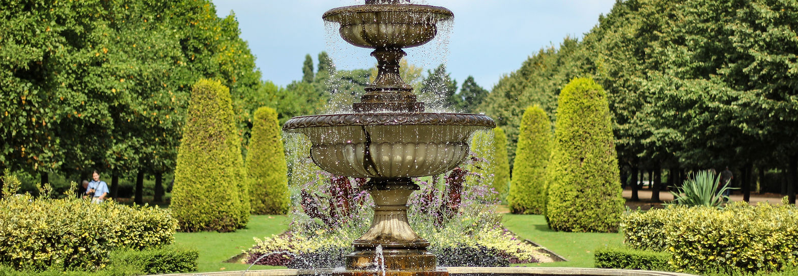 Fontana decorativa parco