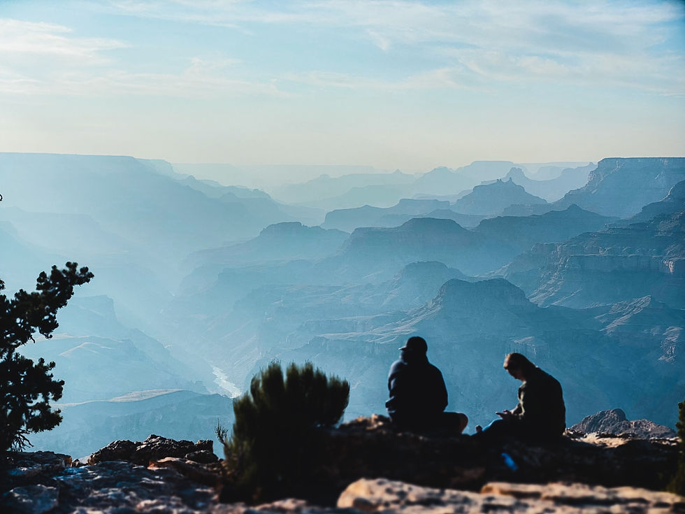 Enjoying the Grand Canyon, one of the most beautiful spots in the USA and SamSol Travel Solutions can help you plan the visit! See...Saw!
