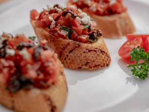 🌞 Bruschettas & Tartines gourmandes : l’art du repas d’été