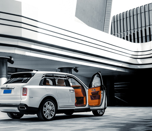 Rolls Royce Cullinan - Luxury SUV available for exotic car rental in Metro Atlanta, Buckhead, Decatur, Alpharetta, Lawrenceville, Roswell, Norcross, Duluth, Woodstock, Stone Mountain, and Sandy Springs.