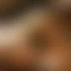 Mesa natalina elegante com pratos tradicionais, bebidas para ceias de fim de ano, ideias de entradas para ceia, ceia simples e elegante, como organizar ceia de fim de ano, cardápio para ceia de natal, ceia de réveillon fácil, dicas de ceia de natal, O Que Fazer e Evitar na Ceia de Fim de Ano, Dicas de Chef para Ceias de Natal e Réveillon Inesquecíveis, Guia Completo para Ceias Impecáveis de Fim de Ano, Como Preparar Ceias de Natal e Ano Novo Sem Estresse,