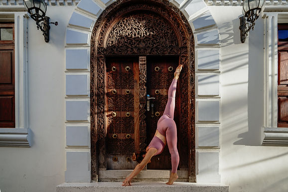 Image by Oksana Taran