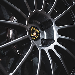 Powder coated Lambo wheel