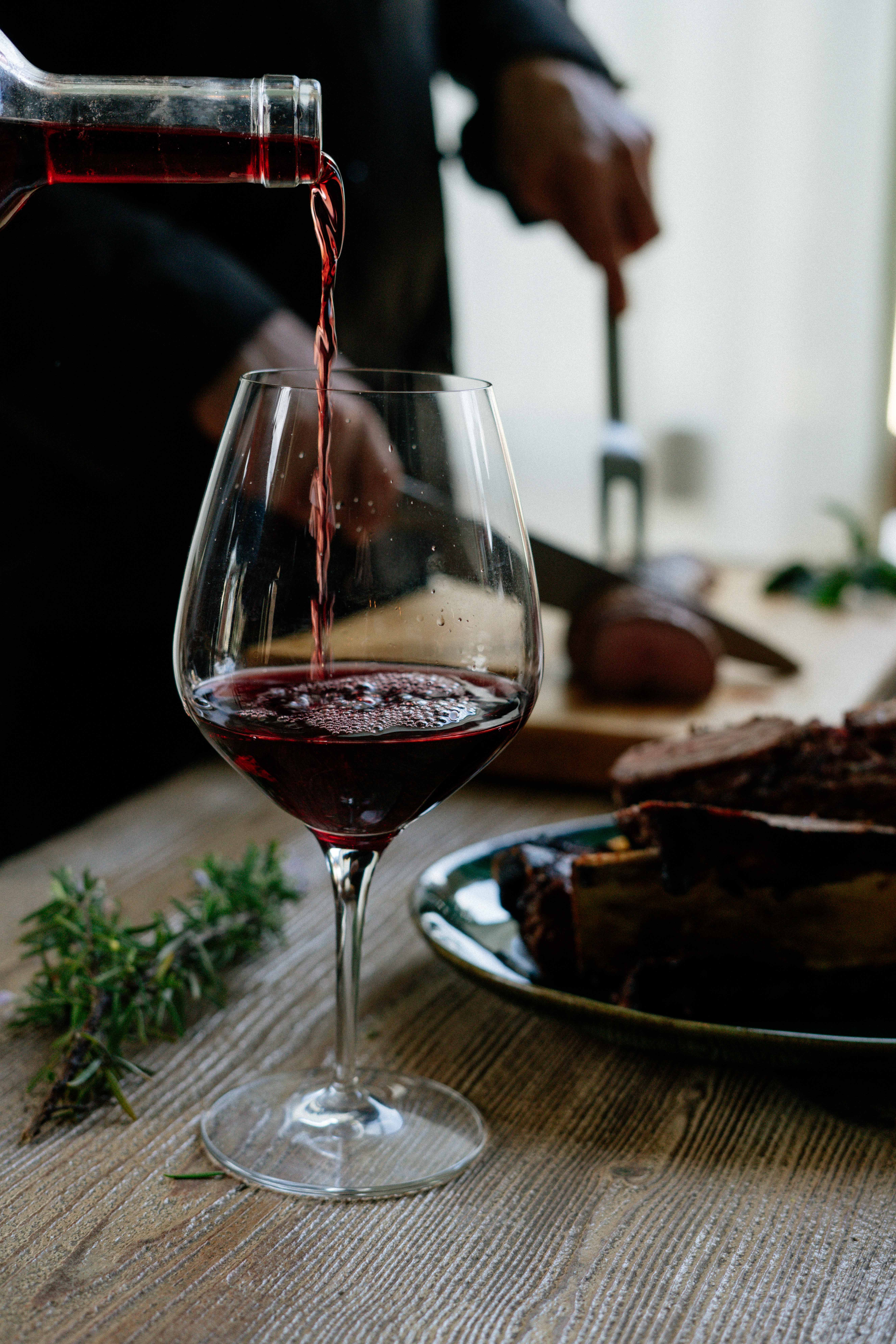 Weinprobe mit Weinen der Region