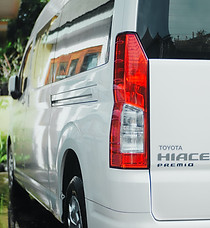 Image by Visual Karsa