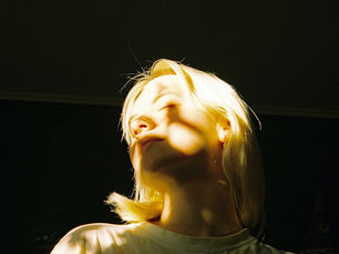 Сонцето, колагенот и кожата: што велат науката и експертите