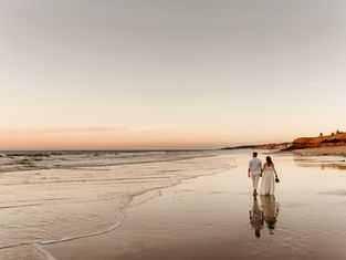 Elopement or Small Wedding? Which one should you choose?