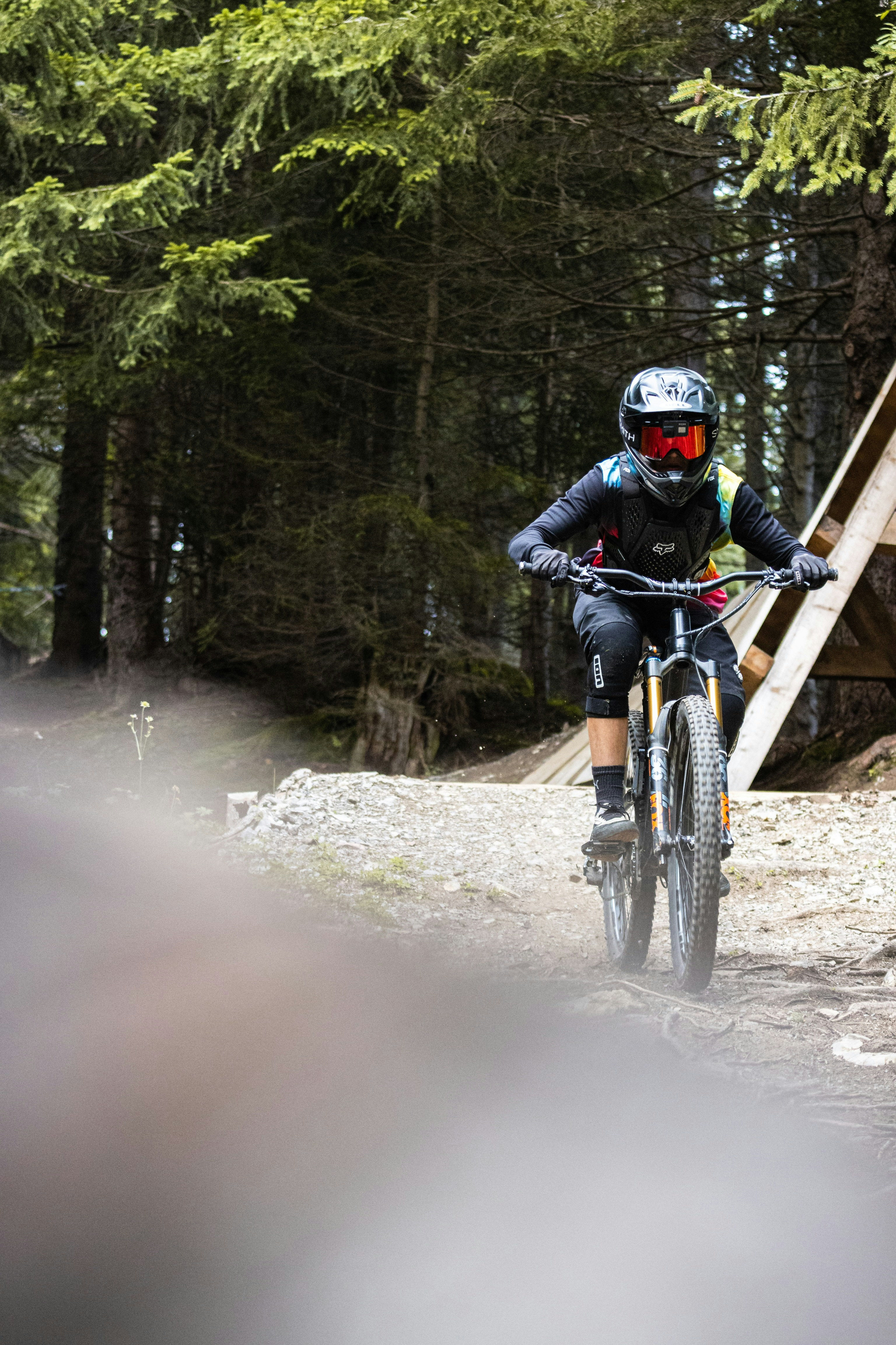 vtt descente bikepark découverte débutant moniteur