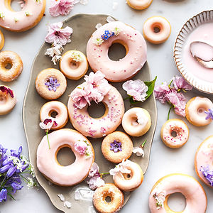 live cooking mini donuts add Glazed & Gourment