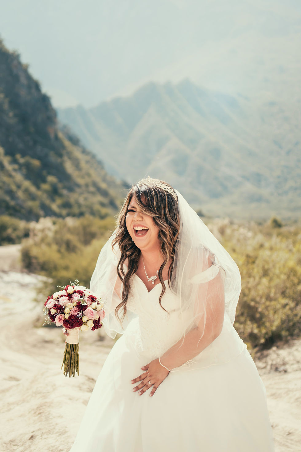 How to Choose a Flattering Wedding Dress for Curvy Brides