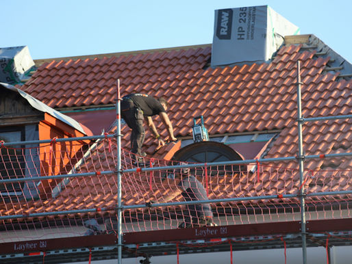 Why Roof Extensions Require Professional Roofing Services in New Braunfels: A Comprehensive Guide