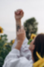 Blumen Tattoo im Sonnenblumen Feld