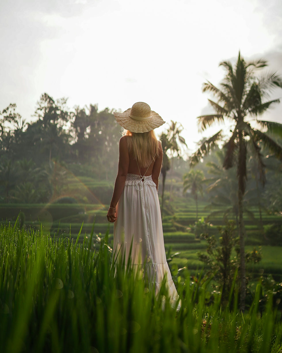 Mujer durante su viaje a Bali