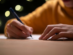 So beginnst du deine Autobiografie