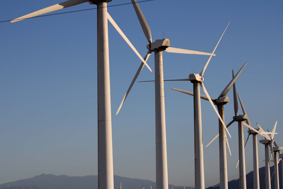 When a distributor approached RAD Torque with a unique challenge for a wind tower application, they needed a tool that could handle aggressive bolt spacing and casting
webs interfering with traditional reaction arms.