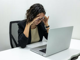 Burnout vs Stress: How to Know the Difference