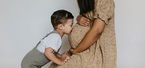 Image by Camylla Battani