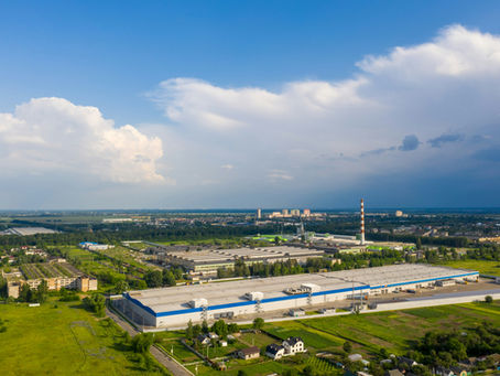 Impianto industriale e territorio: nuove regole su AIA, emissioni e discariche