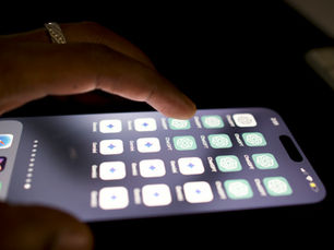 How AI Enhances Real-Time News Updates on Social Media