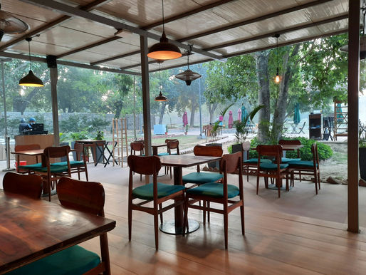 Small changes can make a big difference. Discover practical summer restaurant ideas to improve your dining space, outdoor seating and customer experience without a major refurbishment.