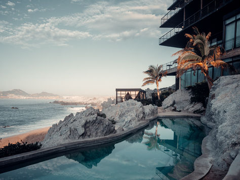 Cabo vs. Cancún: Which Destination is Right for You?