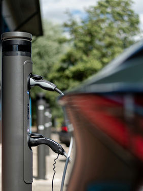 Argentina acelera en movilidad eléctrica: los vehículos híbridos y eléctricos crecieron un 56% en el primer semestre de 2025