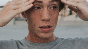 Rückenschmerzen und unsere Emotionen | schmerzcenter.com