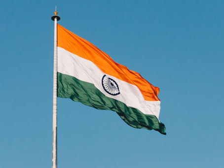 Dollar adé: Russische VTB Bank führt in Indien spezielles Vostro-Konto für den Handel in Rupien ein