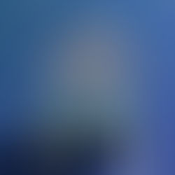 Conceptual data architecture showing an intelligent network of connected nodes, representing an Agentic Mesh built on Headless BI.