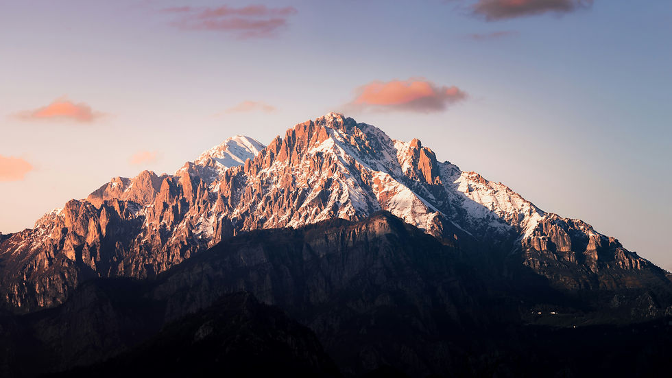 Image by Isaac Maffeis