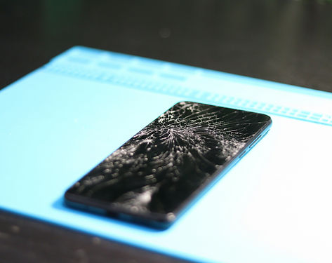 iPhone ekran değişimi Turgutlu Manisa — BMB Teknik profesyonel onarım