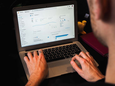 How To Track E-Commerce Events In GA4 Via GTM