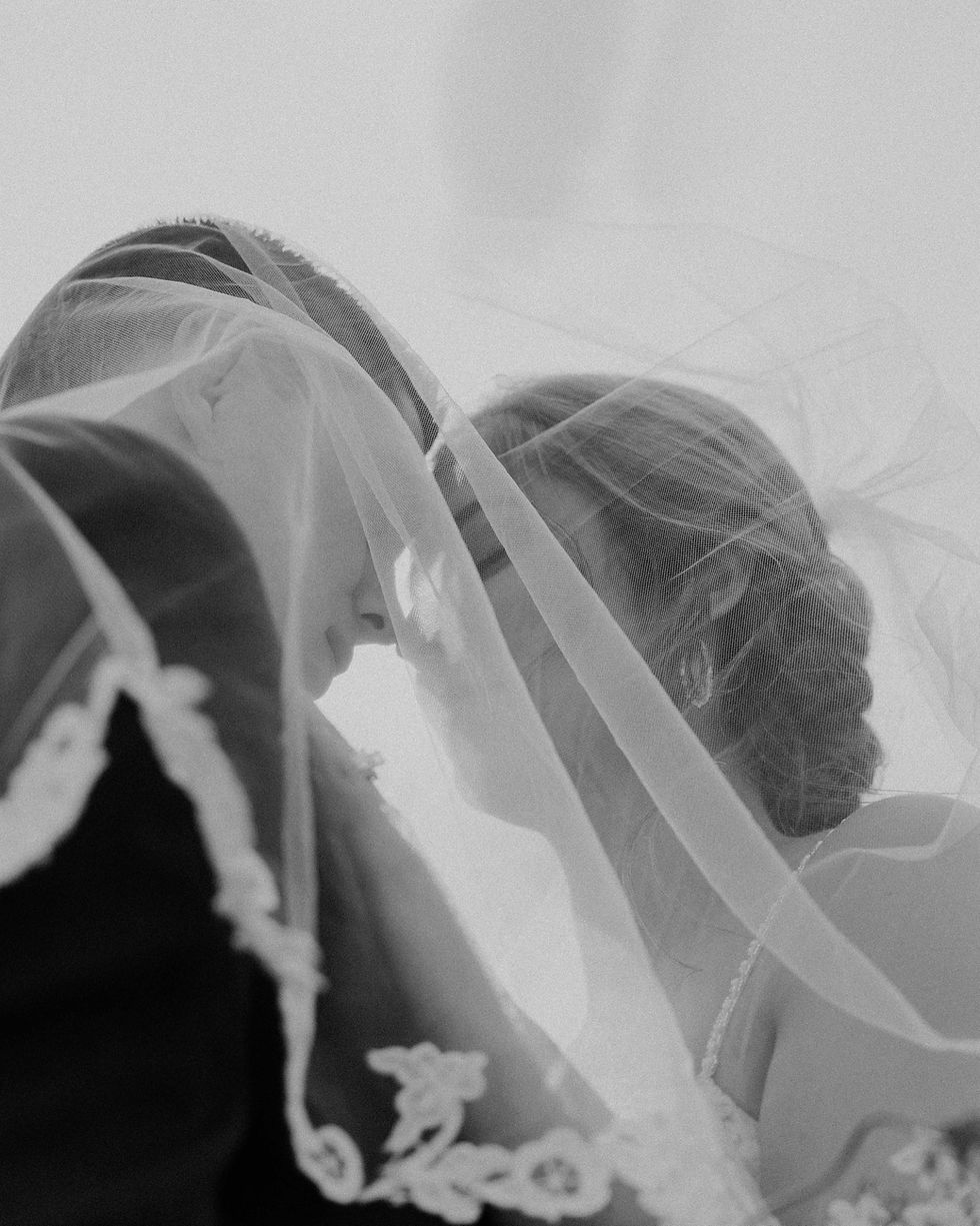 Image by Andres Molina