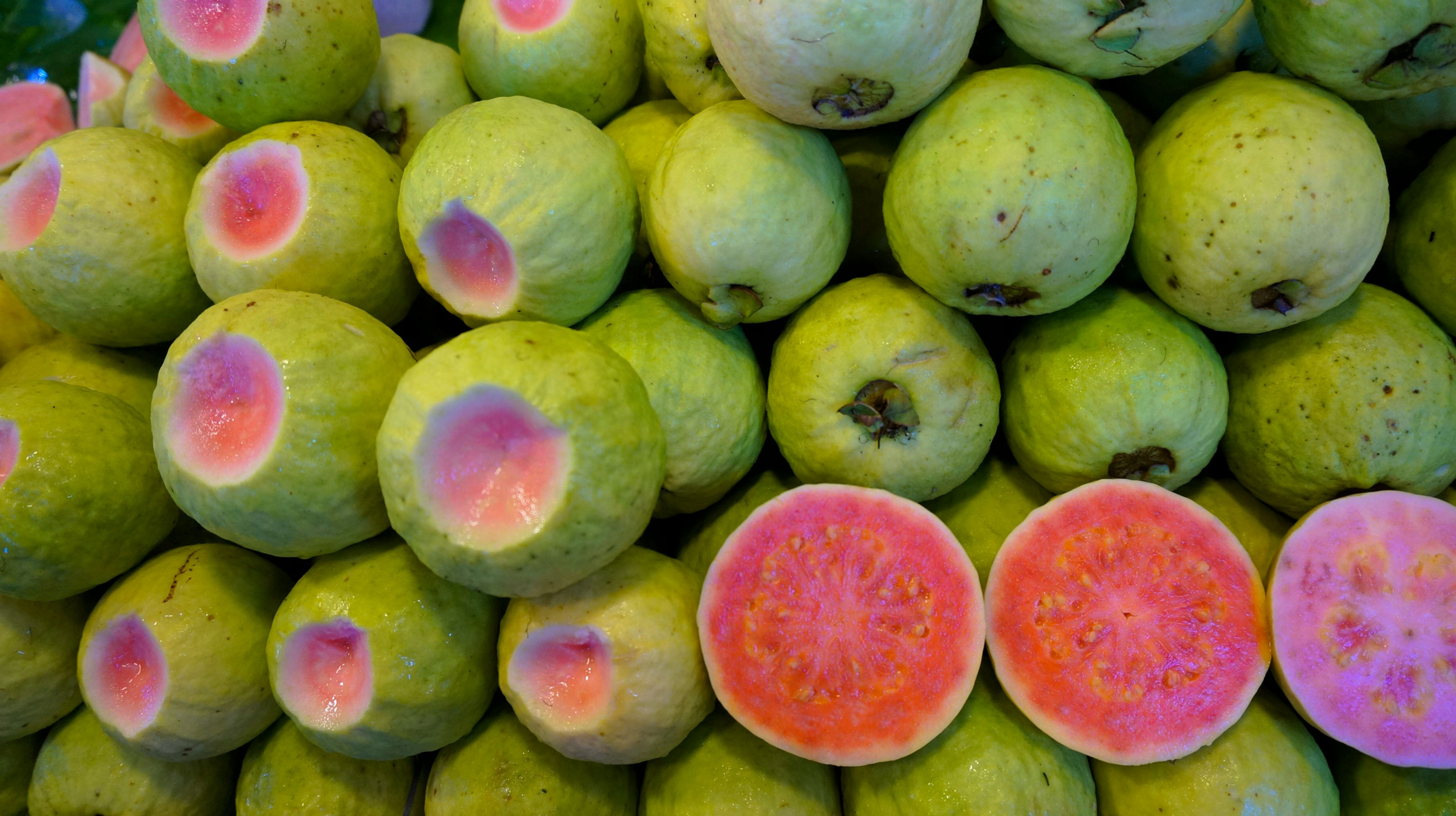 Guava loose p/kg