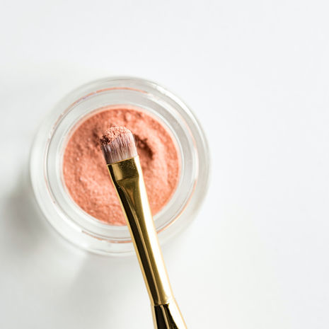 Choosing the right make-up brushes