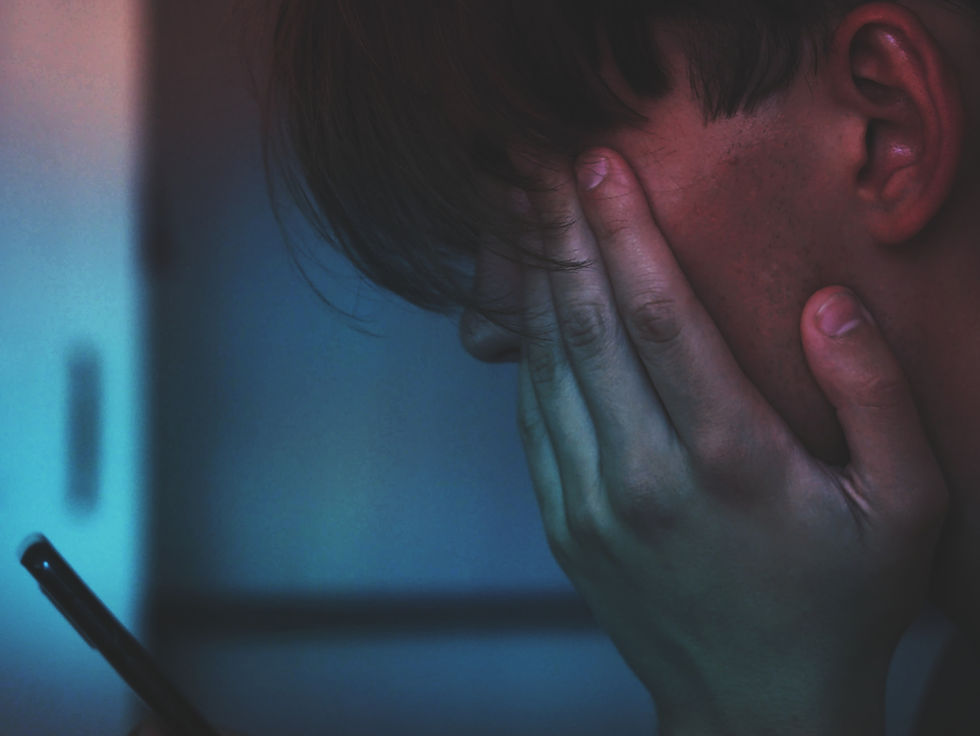 Doomscrolling, binge watching, ghosting... you do it too and you don't even know it.