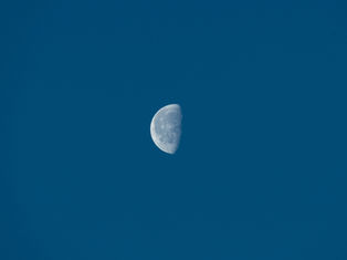 Last Quarter Moon Spiritual Meaning: Ancient Wisdom Revealed