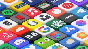Bunte 3D-Darstellung verschiedener bekannter App-Logos, darunter Spotify, Google, Airbnb, Uber, Pinterest und weitere.