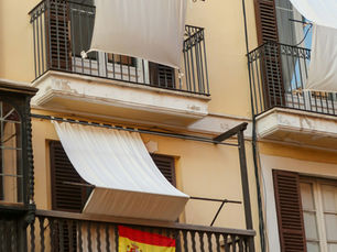 Spanish entity - business with spanish flag