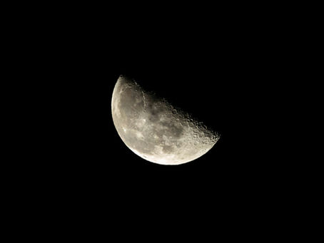 🌗 Last Quarter Moon – September 14, 2025