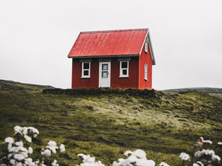 The role of a travel copywriter: everything you need to know