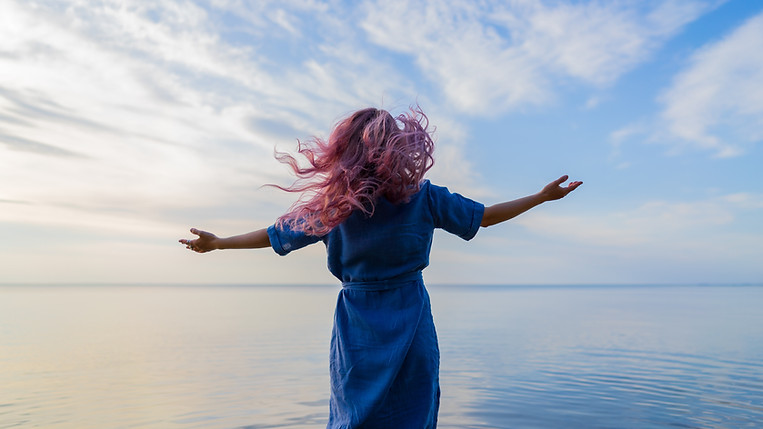 Jessica Rios-Flores, LCSW. Empowerment Therapist, Author, Mentor, Certified Grief Educator, Certified Mindfulness Instructor