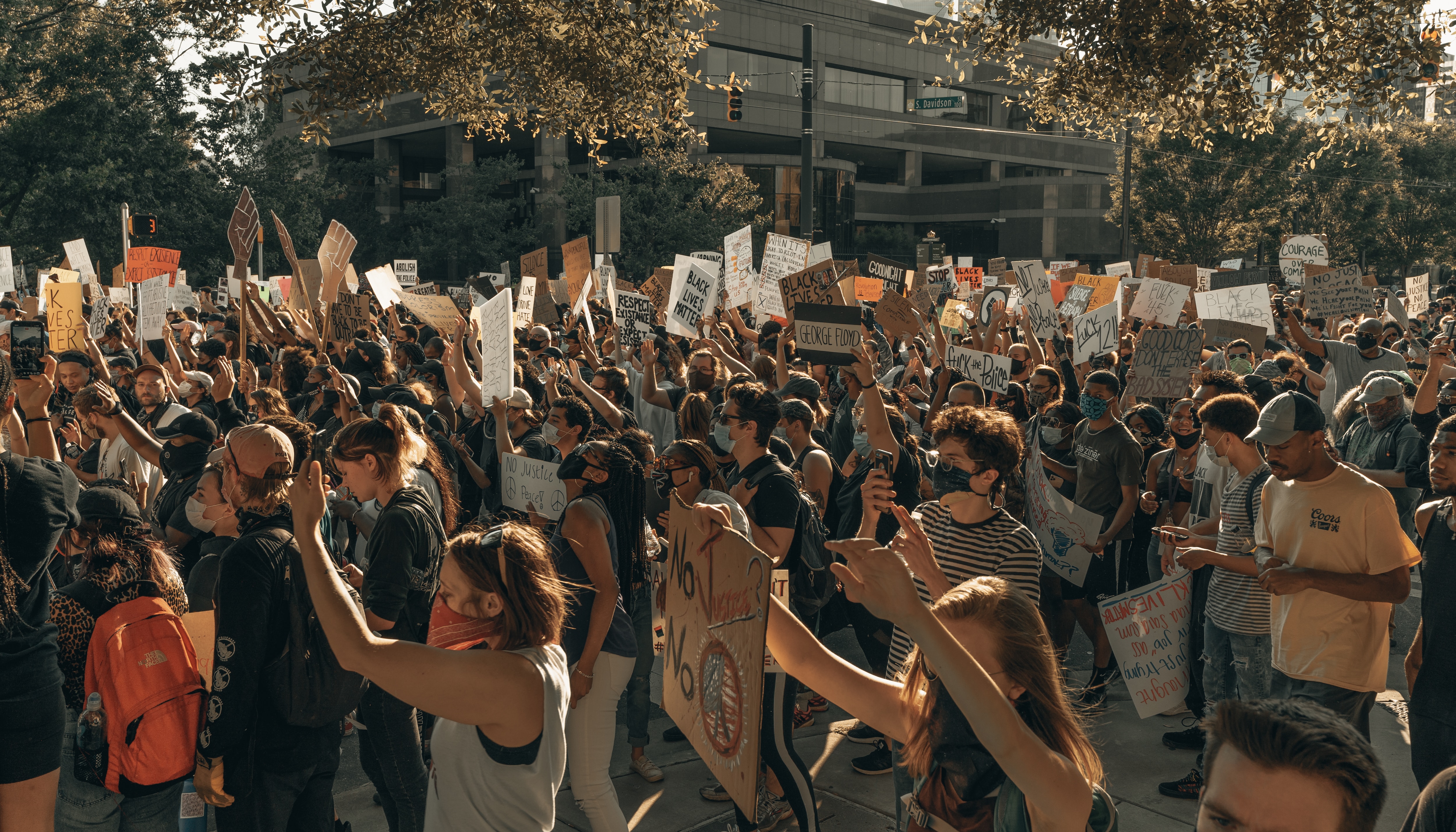 Millones protestan en Estados Unidos contra el presidente Trump