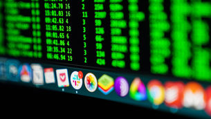 Single-player software is officially obsolete. Discover how to engineer real-time, "Figma-style" collaboration into your B2B SaaS product to drastically lower Customer Acquisition Cost (CAC) and trigger viral, Product-Led Growth in 2026.