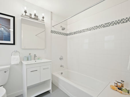 Replacing Your Old Bathtub: What's it Cost?