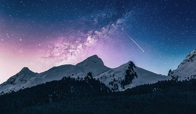 Image by Benjamin Voros